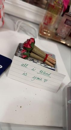 Cute Couple Gifts, Boyfriend Diy, Puff And Pass, Homecoming Proposal Ideas, Boyfriend Birthday