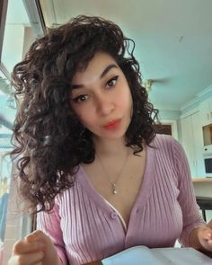 "I have always been proud of my naturally curly hair, it's so bouncy and full of life." 📸 : de_rulos #curls #curlyhair #hair #naturalhair #curly #curlygirl #hairstyles #hairgoals #curlyhairstyles #beauty #healthyhair #hairstyle #naturalhairstyles #longhair #natural #haircut #curlygirlmethod Naturally Curly Hair, Curl Hair, Curly Girl Method, Curly Girl, Curled Hairstyles, Curly Hair Styles Naturally, Naturally Curly, Hair Goals, Healthy Hair