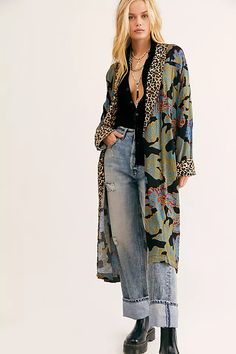 Look Boho Chic, Kimono Outfit, Mode Kimono, Mode Boho, Grace Kelly, Boho Clothing, Outfits Casuales, Selena Gomez