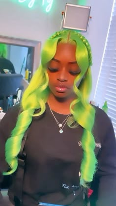 Unique Wig Hairstyles, Exotic Hairstyles, Frontal Wig Hairstyles, Birthday Hairstyles, Quick Weave Hairstyles, Dyed Hair Inspiration, Birthday Hair, Frontal Hairstyles