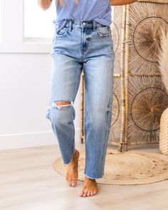 KanCan Rose Non Distressed 90's Jeans Medium wash Zip up Side seam detail Non distressed Fray hem Boyfriend fit (READ SIZING FOR THESE!) Little stretch 99% Cotton 1% Spandex Imported Sizing: 1/24, 3/25, 5/26, 7/27, 9/28, 11/29, 13/30, 15/31 Adrienne is a size 4 and is wearing a size 3 Super snug fit for KanCan Boyfriend Fit - size up if you are between sizes or prefer more room (do NOT size down like usual for boyfriend jeans) Need more sizing help? Check out our Jeans Sizing Guide here Measurem 90s Jeans, Fitted Jumpsuit, Active Jacket, Active Shorts, Hoodies For Sale, Fit Mom, Boyfriend Fit, Top Sales, Cardigan Jacket