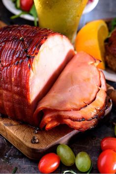 Honey Baked Ham Recipe Cook A Ham, Baked Ham Recipe, Southern Thanksgiving Recipes, Honey Baked Ham Recipe, Easy Easter Brunch Recipes, Sausage Cornbread Stuffing, Easy Easter Brunch, Holiday Dinner Recipes, Ham Recipes Baked