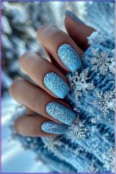 Iced Blue Nails, Light Blue Xmas Nails, Cute Blue Christmas Nails, Frozen Theme Nails, Frost Blue Nails, Frozen Nails Acrylic, Frosty Nail Designs, Nails 2024 Trends Winter, Winter Nail Ideas Blue