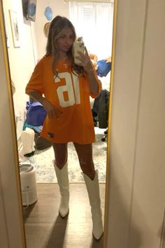 #gameday #tennessee Tn Vols Gameday Outfit Women, University Of Tennessee Outfits, College Gameday Fits, Clemson Gameday, Tennessee Football Outfits, Orange Gameday Outfit, University Of Tennessee Gameday Outfit, Tennessee Game Day Outfit, Univ Of Tennessee