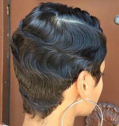 40s Women, 40s Hairstyles, 1920s Hair, Brazilian Body Wave Hair, Short Sassy Hair, Bundles With Closure, Medium Short Hair, Pin Up Hair, Sassy Hair