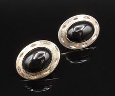 Jewelry Type:          Earrings  Metal Type:             925 Silver  Metal Size:              3/4" Length x 1/2"   Stone Type:             Onyx       Condition:               N/A  Jewelry Weight:      5.4 Grams  PLEASE NOTE: THIS ITEM IS PRE-OWNED. MOST ITEMS WE LIST ARE IN VERY GOOD CONDITION, BUT SOME MAY NEED CLEANING AND/OR MINOR REPAIRS. PLEASE INSPECT ALL PICTURES AND ASK ALL QUESTIONS YOU MAY HAVE PRIOR TO MAKING A PURCHASE. NOT ALL STONES ARE NATURAL, SOME ARE ENHANCED/CREATED/GLASS. Black Onyx Earrings, Clear Pictures, Onyx Earrings, Earrings Metal, Oval Frame, Gold Jewelry Fashion, Black Onyx, Types Of Metal, Favorite Jewelry