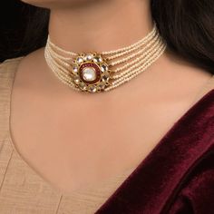 Tirbari by SYMETREE on Instagram: “Celebrate life and inception of a beautiful tomorrow with our signature wedding edition - striking an epitome of grace, style and timeless…” Traditional Jewelry Antique, Indian Choker Necklace, Pearl Necklace Designs, Long Pearl Necklaces, Antique Jewelry Indian