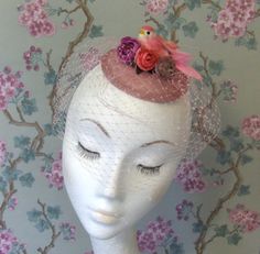 Bird Fascinator, Pink Veil, Flowers And Feathers, Feather Bird, Millinery Flowers, Pink Garden, Pink Bird, Bird Feathers, Pale Pink