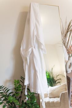 Oversized Linen bathrobe with belt , inner loops and pockets mom gift ONE SIZE ( US 4- US 16) - 100% European flax - pre-washed/pre-shrunk - 2 big patch pockets - medium weight linen - soft and comfortable - great texture and lovely wrinkles Long Sleeve Linen Beach Robe, Summer Linen Robe For Loungewear, Summer Linen Robe For Relaxation, Summer Linen Loungewear Robe, Long Linen Summer Robe, Summer Linen Relaxation Robe, Summer Long Linen Robe, Linen Wrap Robe For The Beach, Linen Wrap Robe For Beach