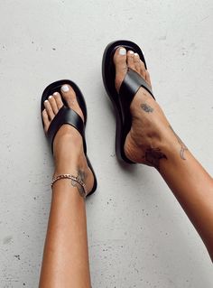 Platform sandals Princess Polly Lower Impact 100% Water-based PU Platform base Thong style upper Padded footbed Man made upper Club Shoes, Sandals Outfit, Square Toe Heels, Foot Bed, Casual Sport Shoes, Sandals Black, Platform Sneakers, Thong Sandals, Princess Polly