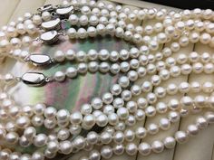 "quanity: 1 pc pearl body: AA+ pearl grade: AA+ pearl luster:high pearl shape: round pearl size: around 7mm pearl length: 17.5 inches pearl colour: white Back to Other Jewelry Section 01: \"Flameball Pearl\" Section： https://www.etsy.com/shop/WenPearls?section_id=22535705 02: \"Edison Pearl\" Section: https://www.etsy.com/shop/WenPearls?section_id=18890242 03: \"Keshi Pearl\" Section: https://www.etsy.com/shop/WenPearls?section_id=22535725 04: \"Various Baroque Pearl\" Section: https://www.etsy. White Pear-shaped Akoya Pearl Necklace, White Akoya Pearl Necklace In Pear Shape, White Pearl Charm Necklace In Pear Shape, White Akoya Pearl Necklace, White Pearl Necklace With Pear-shaped Charm, White Pear-shaped Pearl Necklace With Charm, White Akoya Pearl Round Bracelet, White Akoya Pearl Bracelet, White Round Pearl Pendant Necklace