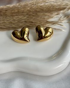 Stand out with our chunky love earrings!! ✅18k gold plated ✅Waterproof ✅Tarnish free ✅Stainless Steel #chunkyearrings #stainlesssteeljewelry #stainless_steel #goldplated #18kgoldplatedjewellery #waterproofjewelry #tarnishfree #dailywear #canadafashion #instafashion #instajewelry #canadafashion #canadajewelry #canada #canadianfashion #trendingreels #trendingjewellery #viralreels #viralvideos #instagood #fashionjewelry #canadaday #canadajewelry #toronto #torontofashion #torontolife Canada Fashion, Love Earrings, Chunky Earrings, Casual Jewelry, Fancy Jewellery, Waterproof Jewelry