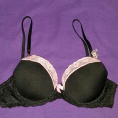 Push Up Bra Gives You One Cup Up.The Color Combo And Lace Trimming Makes This Bra Perfect. Lace Push-up Bra With Straps, Black Push-up Bra With Lace Closure, Spring Push-up Bra With Lace Trim, Black Lace Full Cup Bra, Victoria's Secret Black Push-up Bra, Push Up Bra, Color Combo, Push Up, Women's Intimates