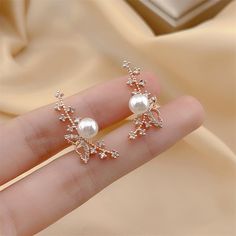 Style: Affordable luxury style Elegant Rose Gold Bridal Earrings For Party, Elegant Rose Gold Metal Earrings, Elegant Pink Metal Earrings, Feminine Rose Gold Pearl Earrings For Party, Delicate Rose Gold Pearl Earrings For Party, Luxury Style, Affordable Luxury, Watch Necklace, Elegant Earrings