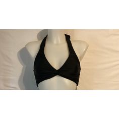 Get Ready To Hit The Beach In Style With This Nwt Bikini Bay Halter Top In Black. Perfect For A Day In The Sun, This Top Features A Solid Pattern, Bikini Top Style, And A Comfortable Fit. The 82% Nylon And 18% Lycra Material Makes It Lightweight, Breathable, And Quick-Drying, While The Slimming And Stretch Features Provide A Flattering Silhouette. This Top Is Perfect For Any Beach Or Pool Day, And The Vibrant Rainbow And Hip Hop Themes Make It A Fun And Stylish Addition To Your Wardrobe. Hand Wa Fitted Low-cut Halter Top With Built-in Bra, Fitted T-back Swimwear For Club, Fitted Halter Top With Built-in Bra And Underwire, Triangle Top Crop Top For Club, Fitted Crop Top With Built-in Bra For Beach, Black T-back Halter Top For Poolside, Stretch Halter Top For Beach Party, Party Tankini With Built-in Bra, Stretch T-back Crop Top For Beach