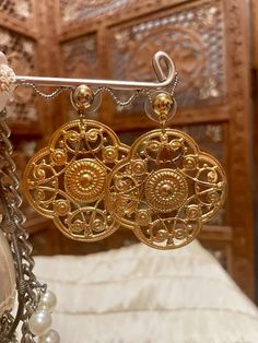 *not real gold Gold Round Plug Earrings, Gold Ornate Plug Earrings, Gold Ornate Danglers, Gold Bohemian Clip-on Jewelry, Vintage Metal Danglers, Traditional Gold Metal Clip-on Earrings, Ornate Gold Dangler Drop Earrings, Gold Danglers With Intricate Design, Gold Round Danglers With Intricate Design