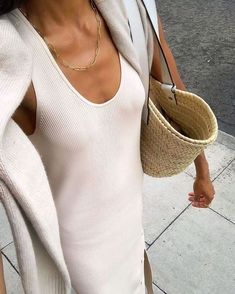 Mode Boho, Style Instagram, Looks Street Style, Mode Inspo, 가을 패션, Mode Inspiration, Neutral Color, Spring Summer Outfits, Street Styles