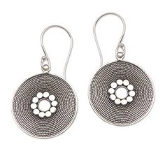 Mesmerizing in their beauty intricate rope patterns are handcrafted from sterling silver framing circle patterns at the center of these dangle earrings from Bali. Rupadana creates these earrings accentuated by a combination of finishes. Circle Patterns, Group Halloween Costumes, Disc Earrings, Silver Dangle Earrings, Rope Design, Sterling Silver Dangle Earrings, Ear Rings, Circle Pattern, Artisan Craft