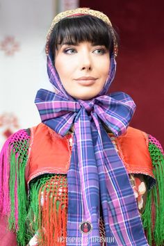 Traditional Bulgarian clothing from the village of Vinga, Romania. Source: Slavyan Stoyanov Bulgarian Clothing, Roman Catholic, The Village, Traditional Outfits, Plaid Scarf, Romania, Clothes