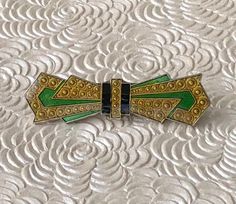 Vintage Art Deco style bow tie bar  brooch in enamel on silver tone metal  Please see photos for the actual item listed.  Thank you for viewing our item Bar Brooch, Tie Bar, Art Deco Style, Style Art, Deco Style, Vintage Art Deco, Art Deco Fashion, Bow Tie, Vintage Art