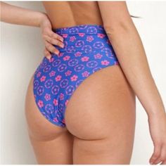 Beach Riot Revolve High Waisted Bikini Bottoms New With Tags! Size: Xs, S Pattern: Wavy Floral Beach Riot Highway Bottoms $98.00 - Fully Lined - High Waisted - Cheeky Bottom Material + Care: 80% Polyester 20% Lycra Hand Washable Made In The Usa All Items Are Bogo 50% Off! That Goes For All Items In Your Cart- For Every One Item, The Second Is 50% Off (Exclusions Only Apply To Individual Items Over $350, But 10% Off All Items $350 And Above)! Make An Offer! You May Apply The Bogo Deal Yourself! A Striped Swimsuit Bikinis, Beach Riot, Striped Swimsuit, Swimsuit Set, Floral Flowers, Womens Swim, String Bikinis, Two Piece, High Waisted