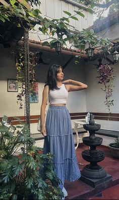 Tour Dress For Women, White Top Skirt Outfit, Trip Dresses Ideas, Desi Outfits For College, Indian Western Outfits Casual, Trip Clothes Outfits, Outfit Ideas For Trip, Trip Outfits For Women, Casual Outfits Indian