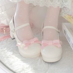 White Mary Janes, Pink Platform Heels, Cute Shoes Heels, Pink Platforms, Beautiful Tiaras, Kawaii Shoes, Kawaii Fashion Outfits, Fancy Shoes, Cute Heels