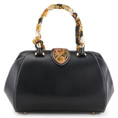 El bolso Bowlera de L'Artiste: una fusión de sofisticación y estilo contemporáneo que personifica el lujo moderno. Este exquisito bolso está diseñado para la mujer vanguardista que busca el equilibrio perfecto entre elegancia y funcionalidad, marcando tendencia dondequiera que vaya.

 Bolso de médico de cuero de estilo vintage que recuerda la artesanía y el arte del viejo oeste. Presenta un ornamentado trabajo a mano y pintura de sillín antiguo con cierre de presión tradicional sobre un poderoso marco giratorio, junto con remolinos y flores en el frente, inspirados en los diseños tradicionales del oeste de años pasados. Abre esta belleza para encontrar una gran cartera de un solo compartimento de algodón con forro de espiga jaspeado con una bolsa abierta en la pared lateral completa y un b Traditional Snap, The Old West, Spring Step Shoes, Doctor Bag, Hand Painted Leather, Size Chart For Kids, Manado, Old West, Womens Size Chart