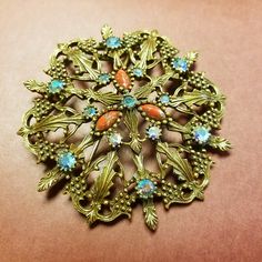 Vintage Gold Brooch, Gold Brooch, Gold Brooches, Gold Orange, Orange Gold, Vintage Gold, Vintage Collection, Brooches, Vintage Ladies