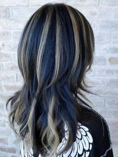 Blonde And Blue Hair, Summer Hairdos, Blue Hair Highlights, Dark Blue Hair, Colors Hair, Vibrant Hair