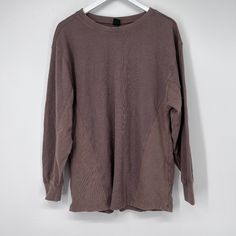 Wild Fable Women's Long Sleeve Thermal Tunic Shirt Dark Taupe Size Small Nwt New With Tag New With Tag Brand: Wild Fable Color: Dark Taupe Size: S Long Sleeve Crewneck Textured Fabric Tunic Length Cotton Blend Machine Washable Sku - 57m231123 Relaxed Fit Long Sleeve Top For Daywear, Brown Relaxed Fit Top For Daywear, Brown Cotton Tops For Daywear, Taupe V-neck Top For Fall, Brown Long Sleeve Cotton Top, Cheap Coffee-colored Long Sleeve Top, Brown Washed Long Sleeve Top, Brown Seamless V-neck Top, Bohemian Brown V-neck Tunic