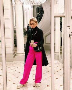 Pink Trousers Outfit, Caroline Daur, Elegante Casual