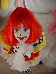 Halloween Costume Doll, Aesthetic Cute Makeup, Carnival Clown, Clown Pics, Clown Girl, Circus Aesthetic, Clown Party, Find Your Aesthetic