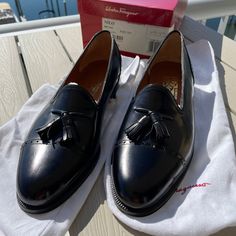 Gorgeous Salvadore Ferraganno Rare-Nilo Dress Loafers Tassel/ Cap Toe Mens Made In Italy 11 D Brand New- Never Worn Stored In Non Smoking, Non Pet Environment Still In Original Covers/ Box/ Dust Covers Even Smell Brand New Perfect Condition Happy To Answer All Questions :) Designer Business Tassel Loafers With Brogue Detailing, Designer Tassel Loafers With Round Toe For Galas, Designer Slip-on Tassel Loafers For Business, Designer Business Tassel Loafers Slip-on, Designer Business Tassel Slip-on Loafers, Designer Tassel Loafers With Leather Sole For Formal Events, Designer Tassel Loafers With Leather Sole For Formal Occasions, Designer Tassel Loafers For Business, Designer Cap Toe Loafers With Brogue Detailing