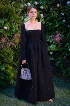 Winter Outfits For Wedding, Home Dress Women, Valentino Haute Couture, Valentino Dress, Looks Chic, July 4, 가을 패션, Fancy Dresses, Outfits Casuales