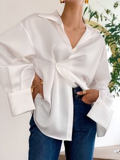 Lightweight oversized blouse that features a singular cross body button for added flair. Model is in MINUSEY ONE SIZE. * MINUSEY ONE SIZE = EU 34-38, US 2-6* 100% Polyester* Dry clean* Made in Korea - Model Height: 172cm/5'7" (US 2, EU 34) Party Blouses, Blouse Dress Outfit, Party Blouse, Polyester Shirt, Unique Blouse, Maxi Coat, Simple Blouse, Oversized Blouse, Women Blouses