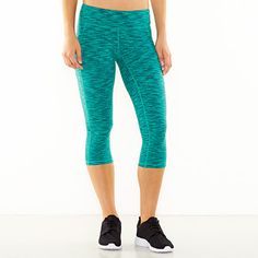 Best Running Tights and Leggings for All Seasons | Updated Features: Lucy Pocket Capri Cute Athletic Outfits, Workout Gear For Women, Yoga Workout Clothes, Workout Clothes Cheap, Cute Gym Outfits, Athletic Clothes, Workout Clothing, Gym Gear, Running Pants