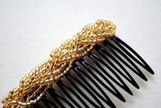 More Hair Jewelry Tutorials - The Beading Gem's Journal Diy Hair Comb, Diy Hair Accessories Tutorial, Hair Accessories Tutorial, Free Jewellery Making Tutorials, Hair Acessories, Bead Hair Accessories, Tutorials Diy