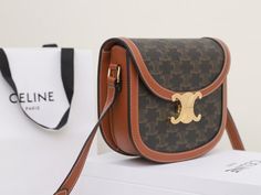 Size: 18.5cm*16cm*6cm It comes with Dust box, Care manual, Tag, and Paper bag. High-end Brown Shoulder Bag For Gift, High-end Brown Shoulder Bag As Gift, Luxury Clutch, Luxury Crossbody, Evening Bags, Bucket Bag, Paper Bag, Clutch Bag, Things To Come