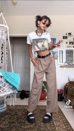 Gay Girl Outfits, Mode Hippie, Gay Outfit, Cool Fits, Tomboy Fashion, Retro Outfits, Fit Check