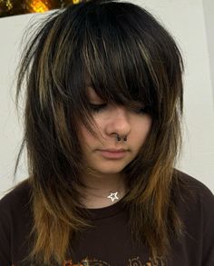 Gorgeous emo shag haircut on brown and blonde hair. Looking for a bold new hairstyle? Check out these 17 emo shag haircuts for inspiration! From choppy layers to asymmetrical bangs, these styles are perfect for all the scene girls out there. Get ready to find your next go-to look and stand out from the crowd with these trendy haircuts! Scene Haircuts Layered, Blonde And Black Emo Hair, Shag Scene Hair, Cute Emo Haircuts, Emo Hair Women, Shoulder Length Emo Hair, Wolf Haircut Short Hairstyle, Scene Bangs Side Swept, Scene Hair Brown