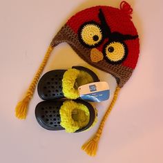 Cute Warm Weather Set For Your Favorite Toddler! Lily & Dan Fleece-Lined Clogs And A Knit Hat To Go With Them. Clogs Are Toddler Size 5/6 And Are New With Tags. Hat Measures 18w X 6 1/2 Tall In Great Condition. Offers Always Welcomed And Thanks For Shopping With Me! Crochet Newborn Owl Hat Free Pattern, Crochet Hats Toddler, Baby Pink Shoes, Girls Ugg Boots, Baby Toms, Pink Crocs, Baby Uggs, Bow Boots, Brown Babies