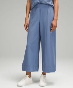 These High-Rise, Wide-Leg Crops Flow With Your Every Move For An Easy Approach To Your Daily Routine. Designed For Casual. Relaxed Fit Is Roomy Through Glutes And Thighs:sits Away From Body, Hip To Hem:intended To Sit Above Ankle. Hand Pockets With Hidden Card Sleeve. | Stretch Woven High-Rise Wide-Leg Cropped Pant Jumper Short, Cropped Pants Women, Wide Leg Cropped Pants, Womens Capris, Card Sleeve, Back Women, Daily Routine, Cropped Pants, Long Tops