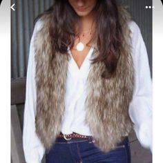 New Without Tags. See Photos For Measurements And Details. Questions? Leave A Comment Below! Faux Fur Outfit, Hair Winter, Fur Waistcoat, Fur Vests, Outfits For School, Looks Country, Look Formal, Vest Waistcoat