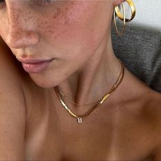 Laau_gaarcia 🤎 Gold Girl, Golden Girl, Tan Lines, Jewelry Inspo, Pretty Jewellery, Summer Aesthetic, Cute Jewelry