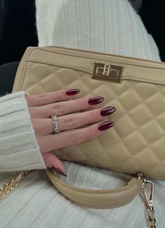 21+ "Old Money" Nails To Wear This Fall & Winter [2024] Classy Acrylic, Paris Trip, Classy Acrylic Nails