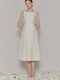 Soft and structured, this dress has refined, minimalistic silhouette. It is accentuated with wide, voluminous pleats from waist to hem.  - Simple and drapery fabric- Boatneck design and sleeveless silhouette- Flare hem with pleats throughout- Back zip fastenings- Versatile styling and easy layering Classic Sleeveless Dresses With Pleated Waist, Classic Sleeveless Dress With Pleated Hem, Formal White Midi Dress With Pleated Back, Elegant Structured Pleated Dress, Elegant Sleeveless Dress With Pleated Hem, Evening Midi Dress With Box Pleat And Fitted Bodice, Sleeveless Midi Dress With Box Pleat For Formal Occasions, Formal White Dress With Pleated Hem, Formal Pleated Dress With Fitted Bodice