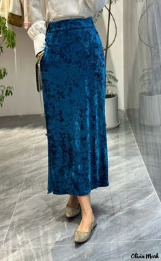 Olivia Mark - Velvet Vintage High-waisted Diamond Split Hip-hugging Skirt Winter Skirt Fashion, Blue Velvet Skirt, Velvet Midi Skirt, Umbrella Skirt, Halter Neck Maxi Dress, Striped Midi Skirt, Wrap Maxi Skirt, Wrap Around Skirt, Winter Skirt