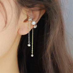 Unique Gold Chain, Piercing Conch, Ear Crawler, Gold Ear Cuff, Ear Cuff Earings, Beautiful Gift Wrapping, Beaded Cuff, Pearl Chain, Cuff Earrings