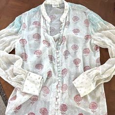 Gorgeous Semi Sheer In Pristine Condition. No Size Tag But Purchased As A Medium Hemant And Nandita, Size Tag, Top Blouse, Blouses, Womens Tops, Cream, Pink, Women Shopping, Color